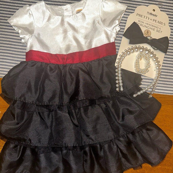 Gymboree Other - Gymboree 2t Elegant Dress Pearl and Gold Hair Accessory Set